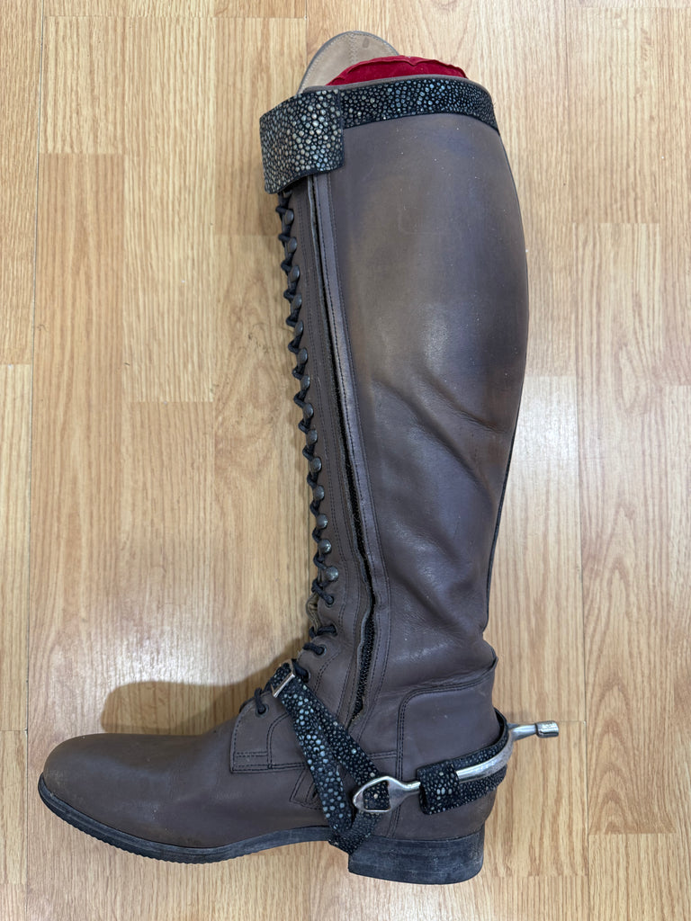 Celeris Bia 39.5/44/35 PRE-OWNED