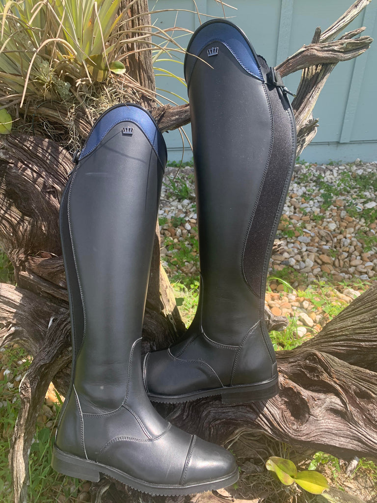 Aspen SP -Black w/Jenny Blue Top 36